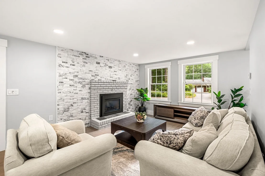 Photo of 6 Craig Cir