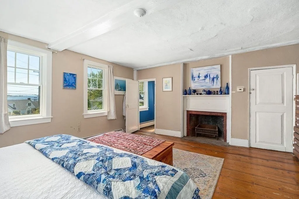 Photo of 205 Western Avenue
