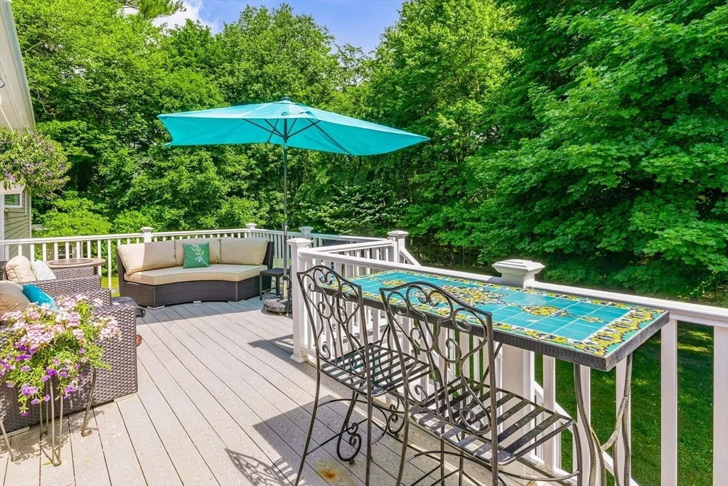Photo of 33 Farnham Rd