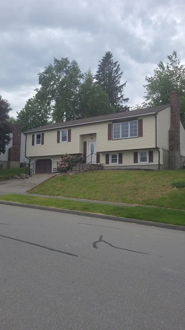 Photo of 39 Westport Rd