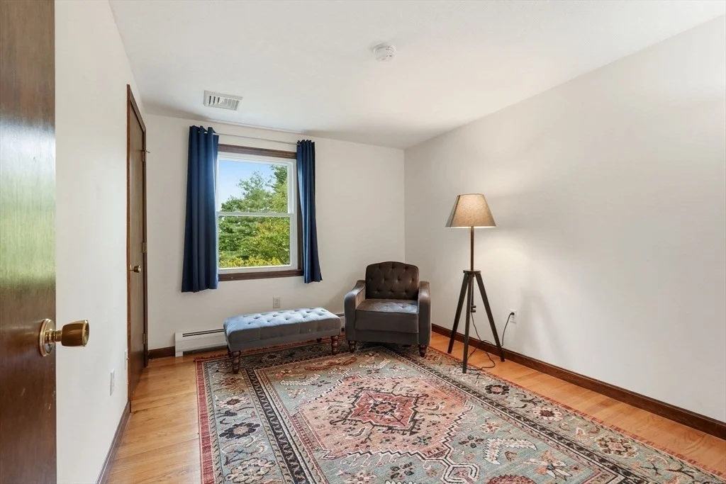 Photo of 87 Logtown Rd