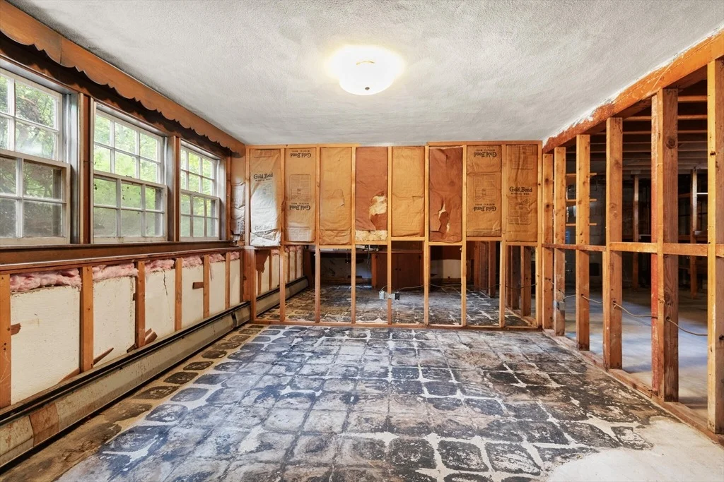 Photo of 12 Whitehall Lane