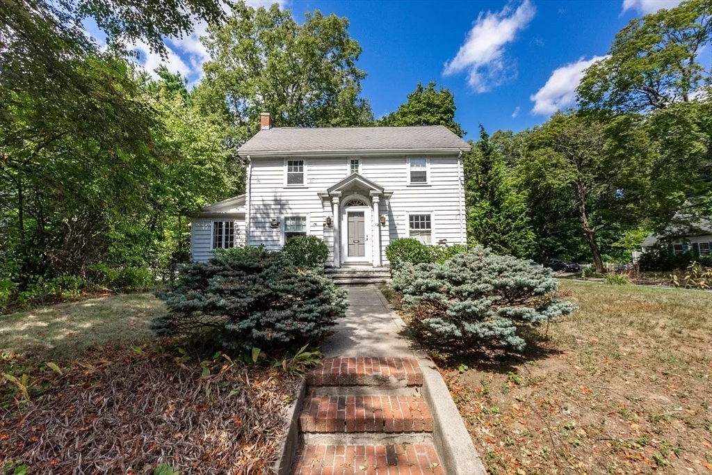 Photo of 108 Warren Rd