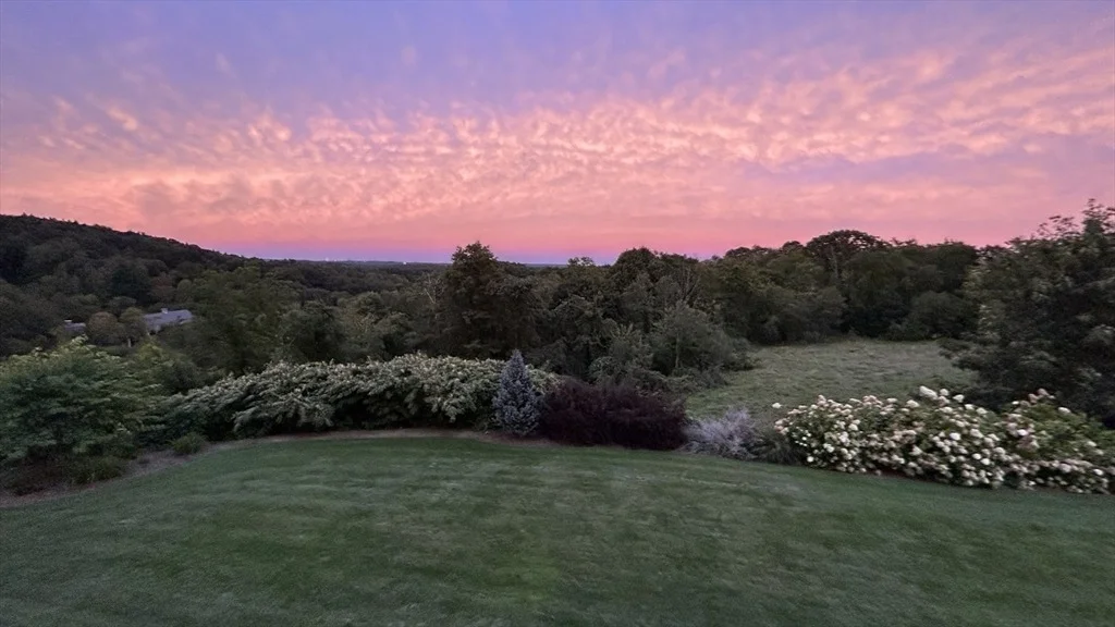 Photo of 63 Skyfields Dr
