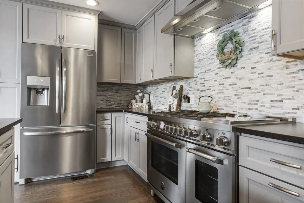 Photo of 19 Laurel Glades