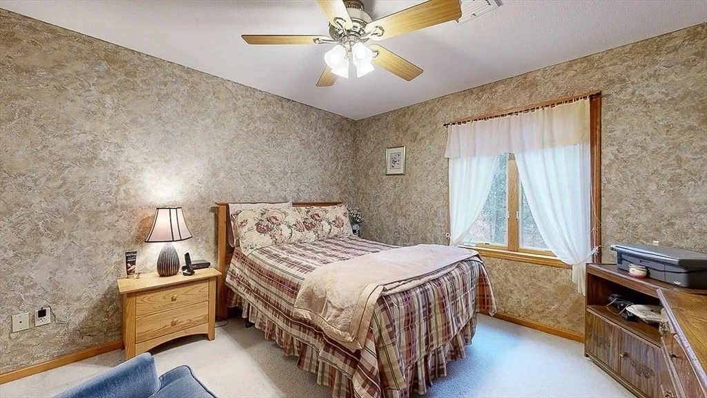 Photo of 51 Sheffield Dr