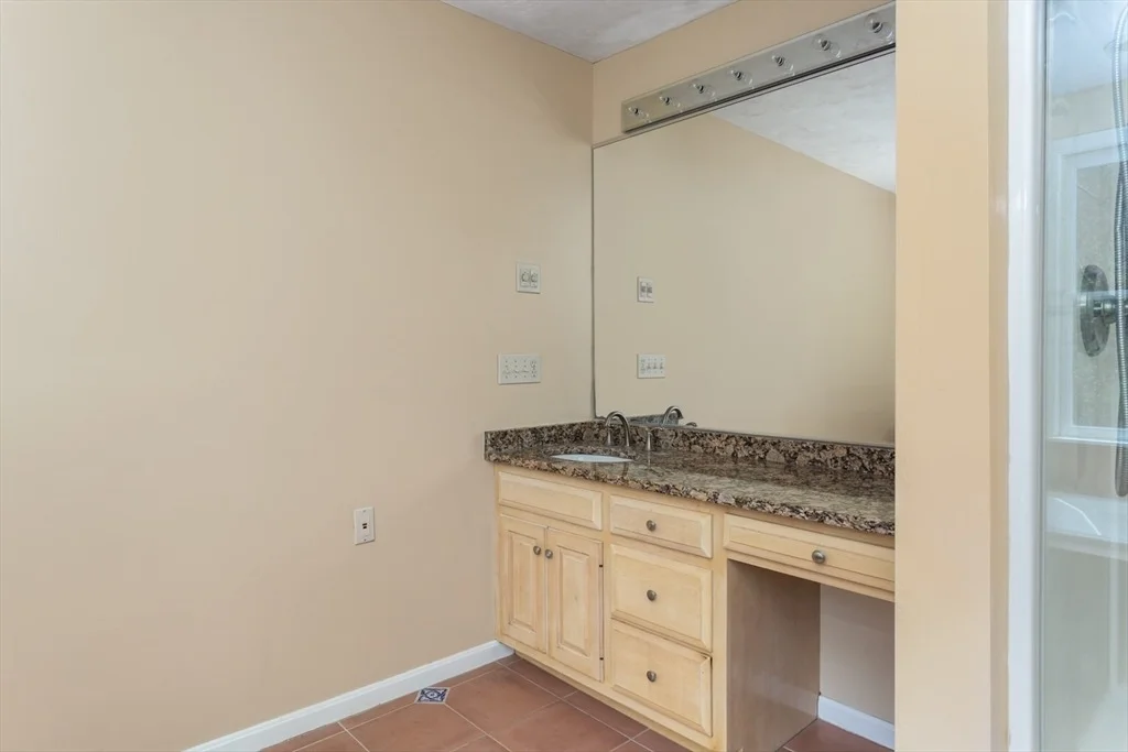 Photo of 74 Oxford Drive