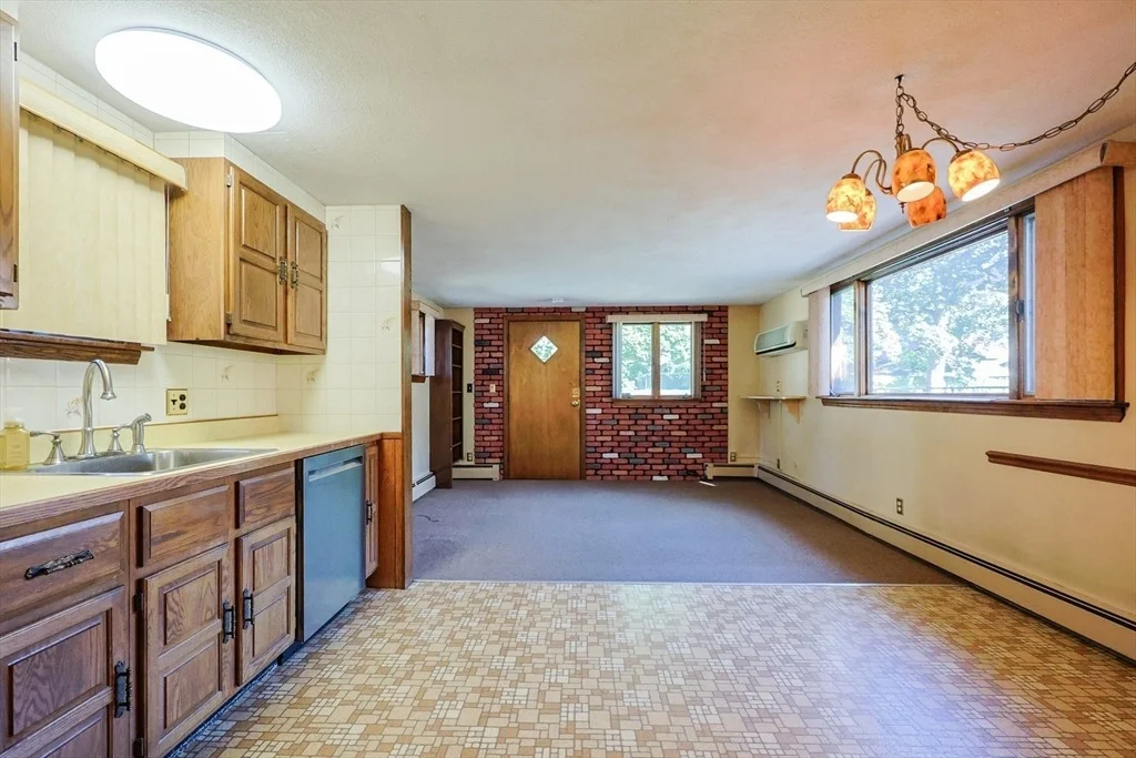 Photo of 53 Maple St