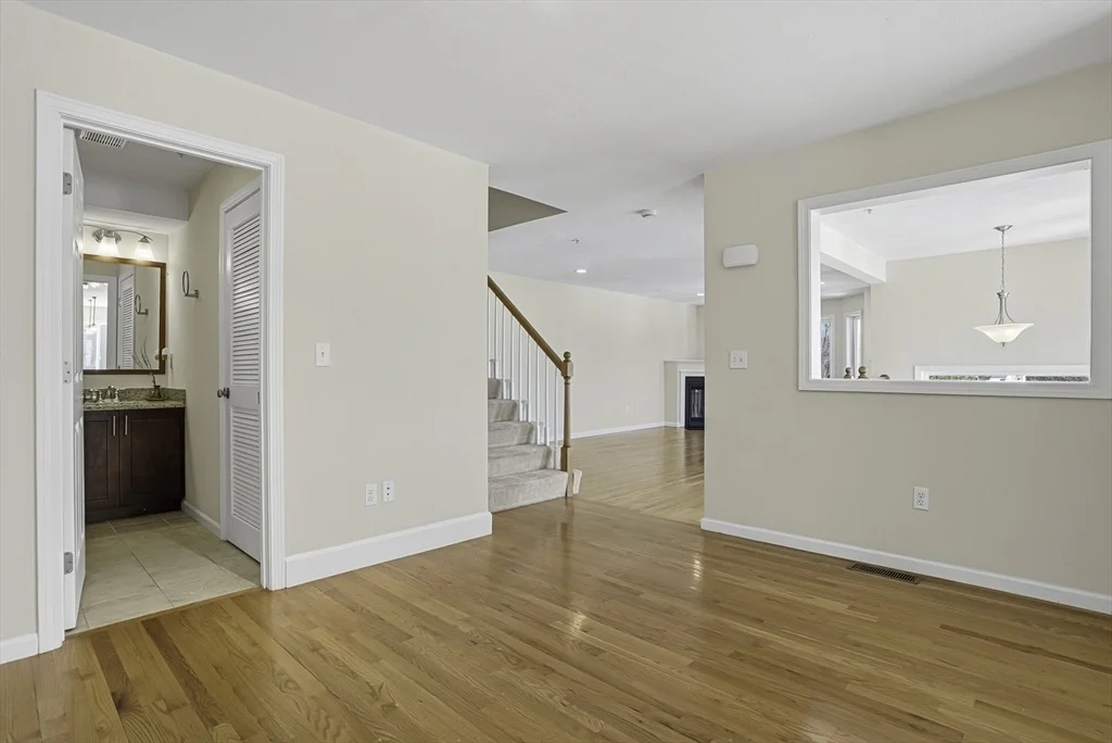 Photo of Unit 4 at 4 John Hancock Dr
