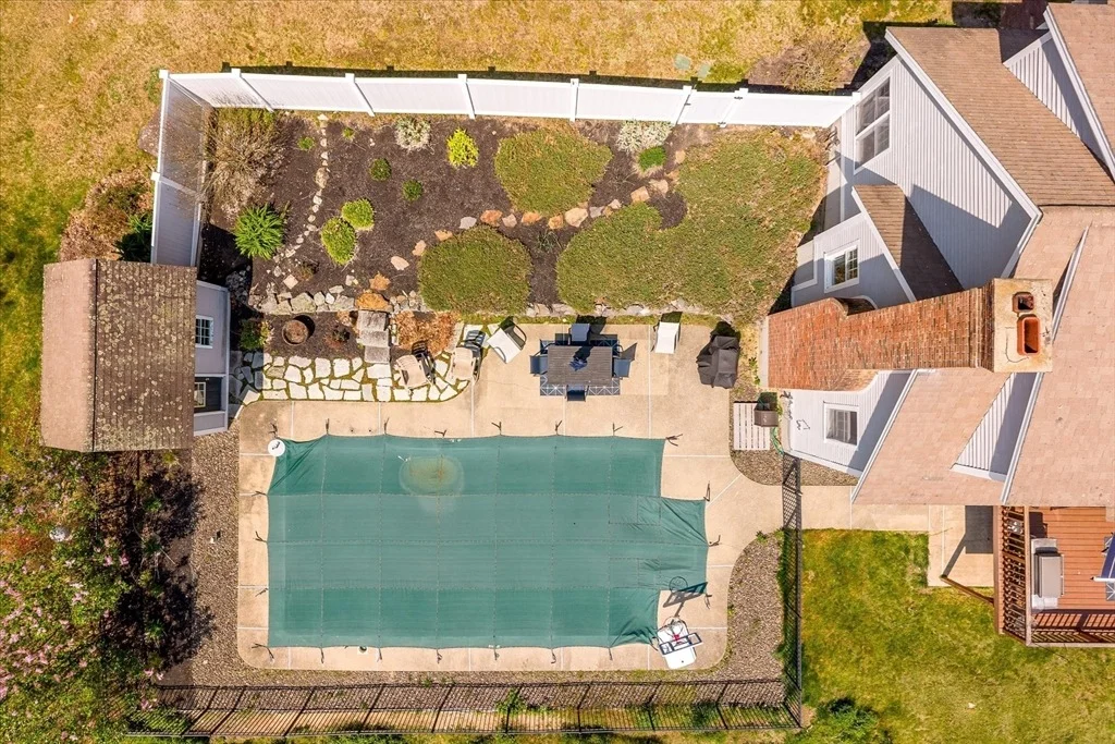 Photo of 152 Mountain Rd