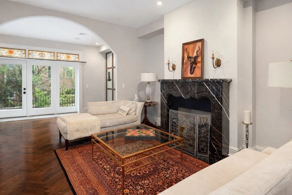 Photo of 109 Appleton St