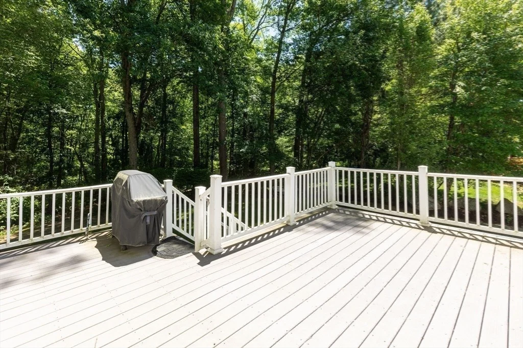 Photo of 15 Pond View Cir