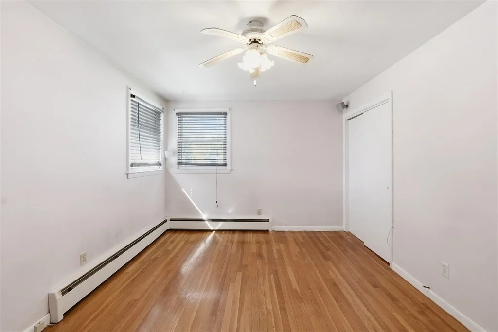 Photo of 43 Robin Rd