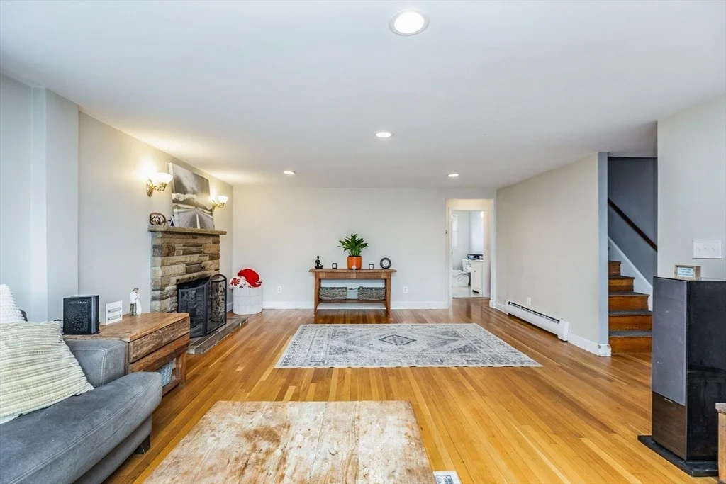 Photo of 52 Albemarle Ave.