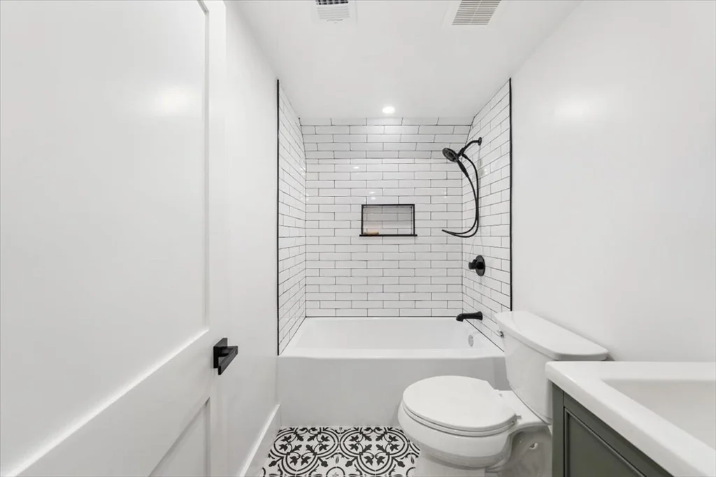 Photo of 42 Dakin Road
