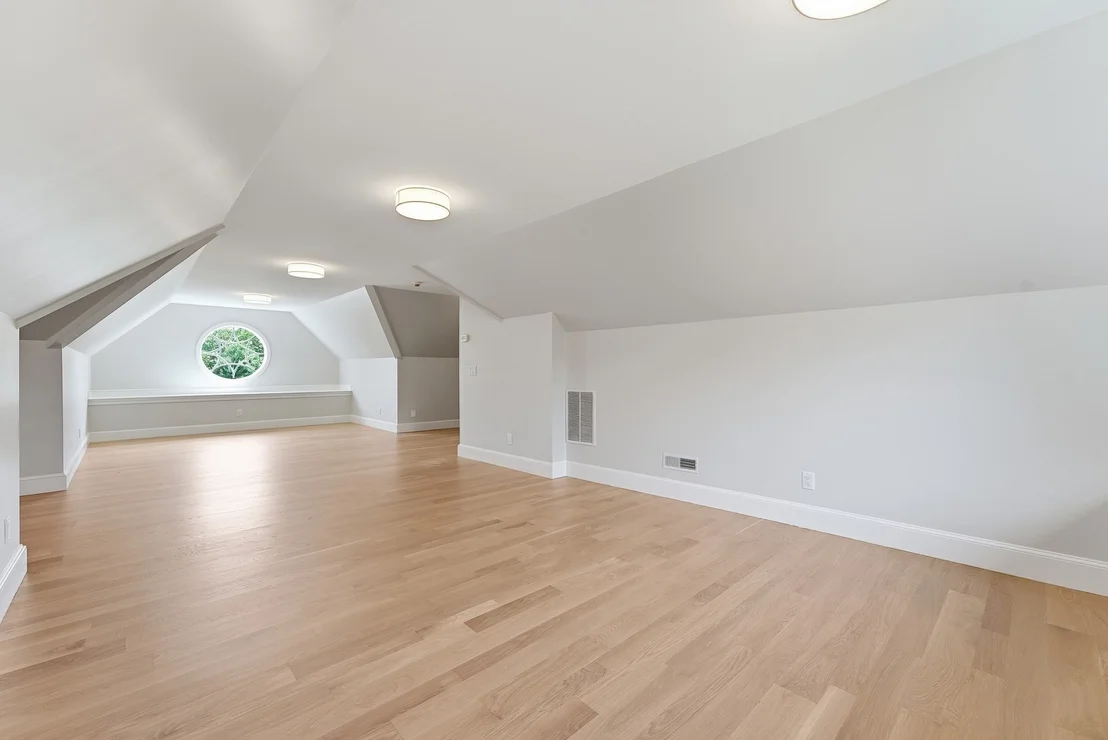 Photo of 49 Willard Common