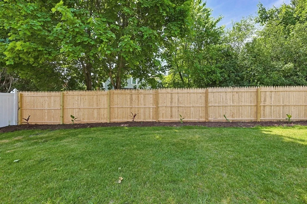 Photo of 6 Almond Dr