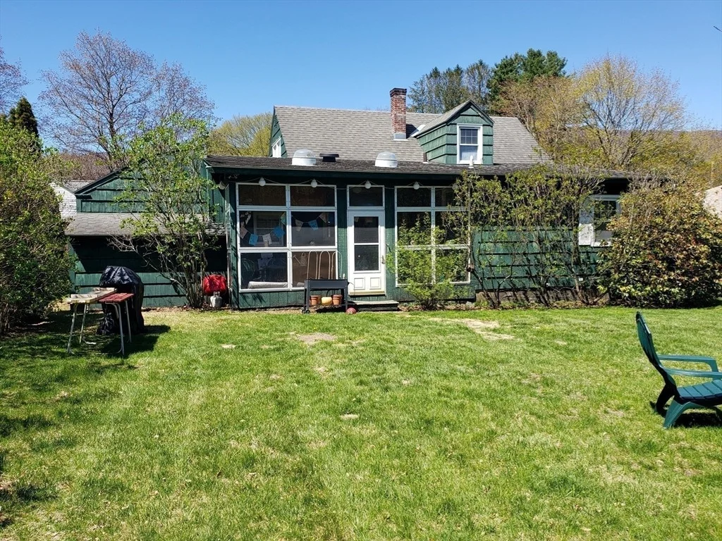 Photo of 16 Edward Ave