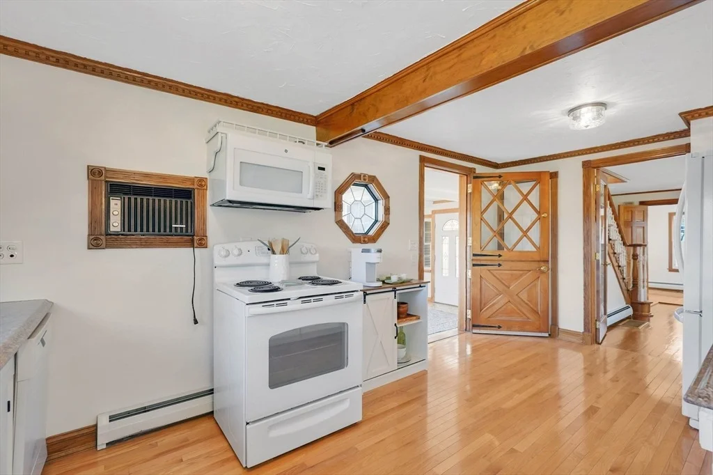 Photo of 116 Congamond Rd