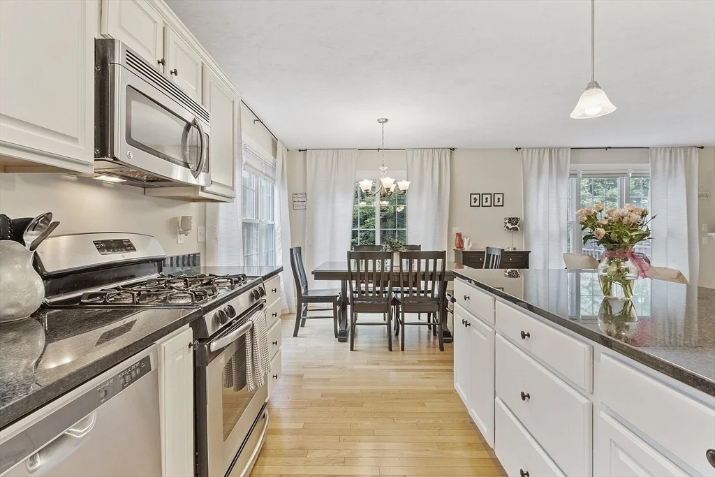 Photo of Unit A at 14 Longview Cir