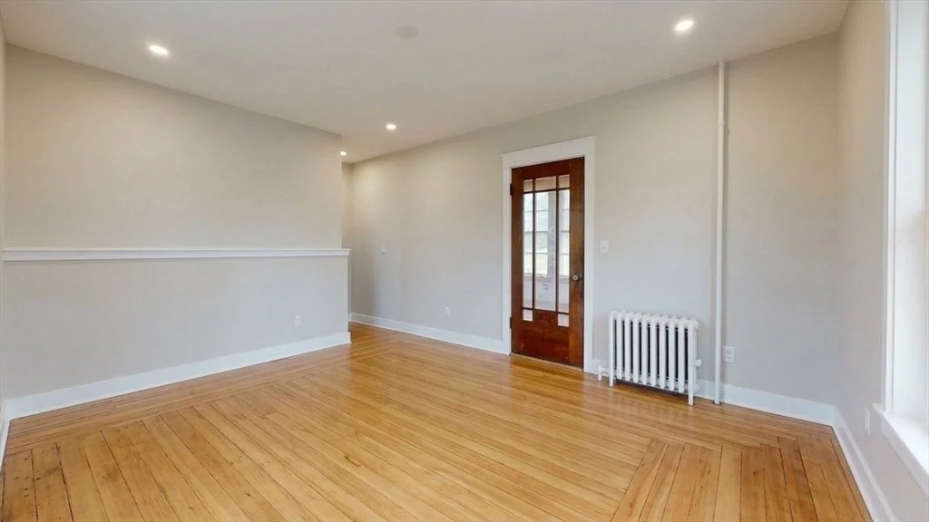 Photo of 19 Mendon Rd
