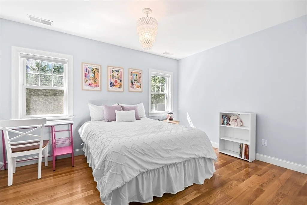 Photo of 21 Willowdale Road