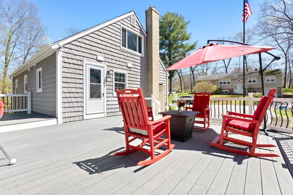 Photo of 6 Ashcroft Cir