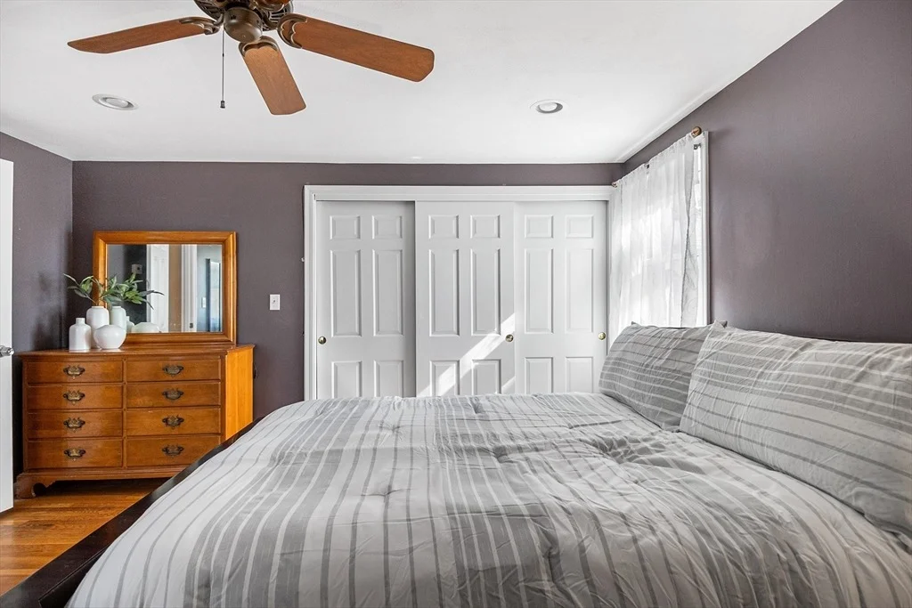 Photo of 451 Linebrook Road