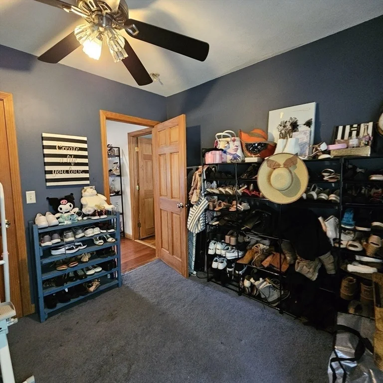 Photo of 25 Robbins Ave