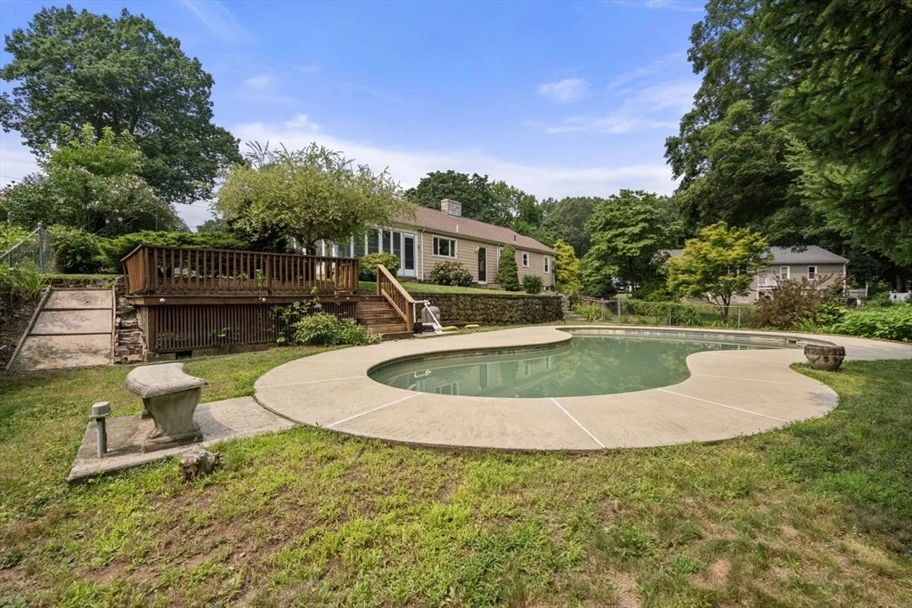 Photo of 54 Pine Ridge Dr