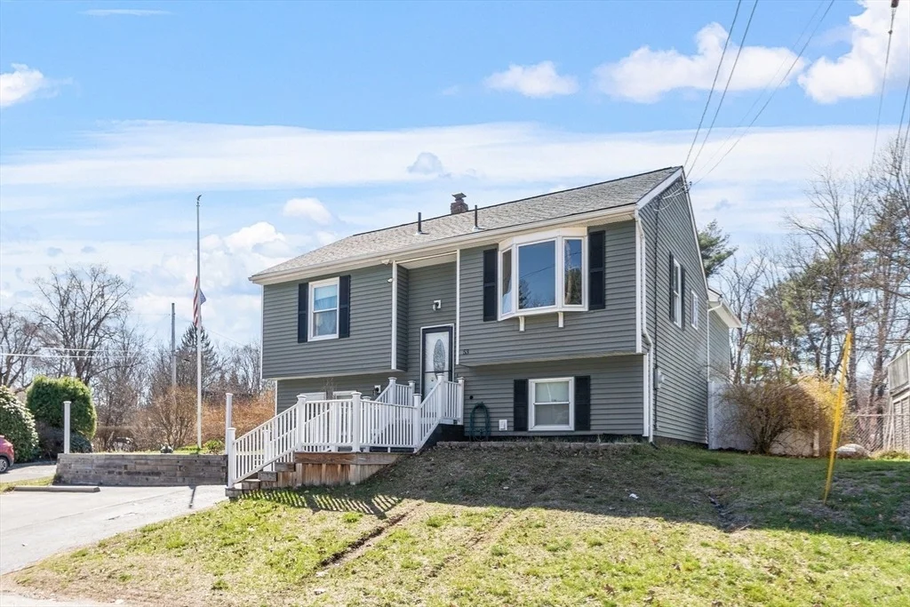 Photo of 53 Laurel Hill Rd