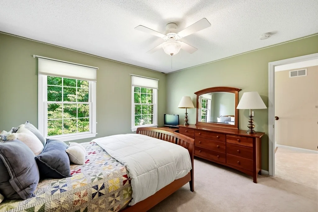 Photo of 8 Wintergreen Cir
