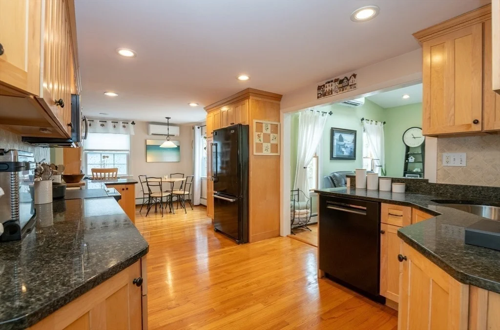 Photo of 189 West Shore Dr
