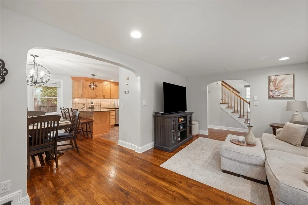 Photo of 212 Emerson St