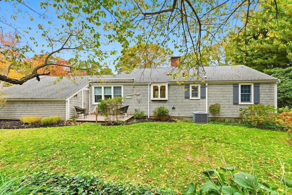Photo of 18 James Way