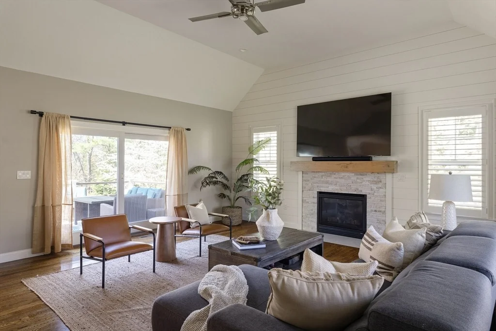 Photo of 8 Goldman Cir