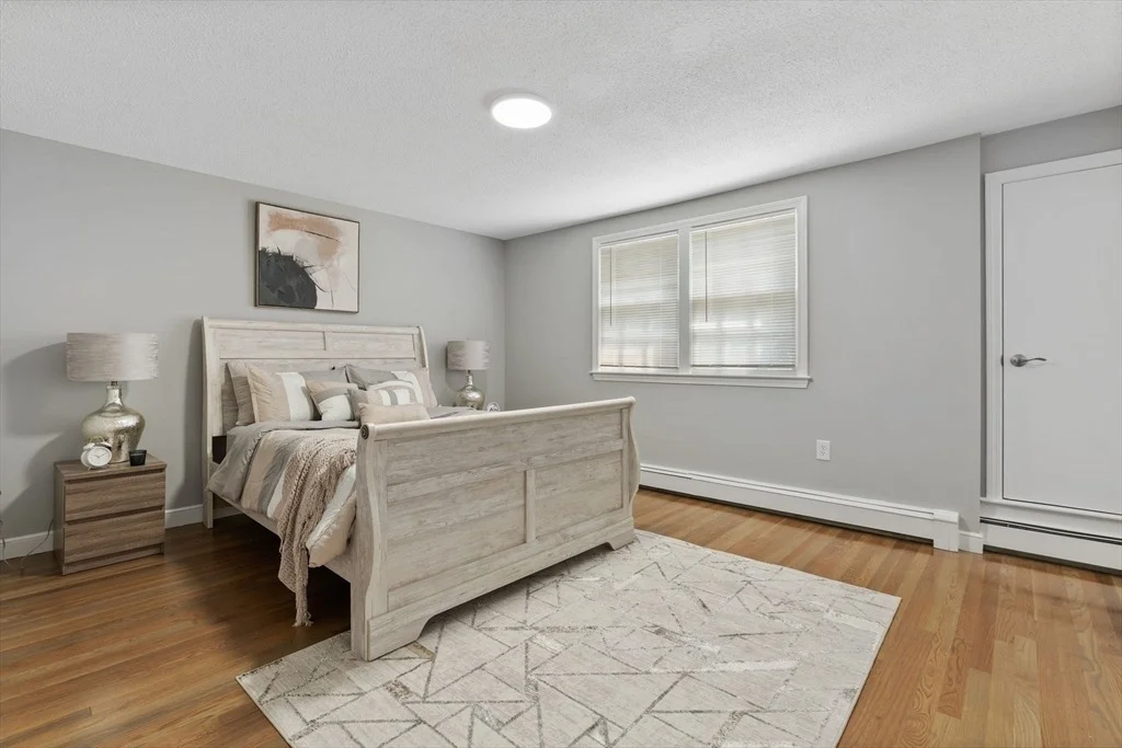Photo of 2 Clover Cir