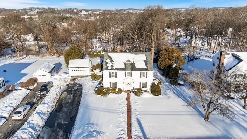 Photo of 593 Prospect St