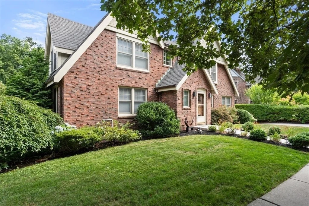 Photo of 115 Clark Road