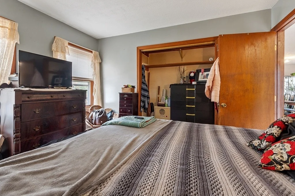 Photo of 321 Doe Valley Rd