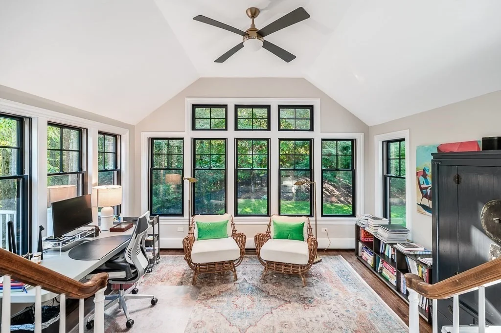 Photo of 4 Bridle Path Ln