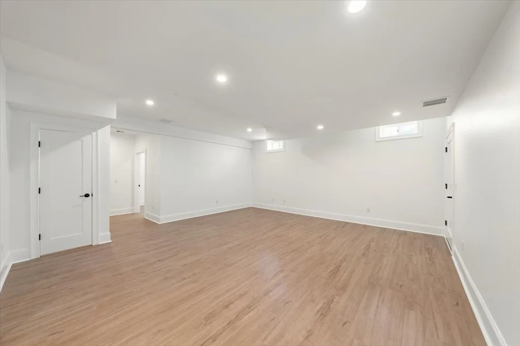 Photo of 37 Longfellow Rd