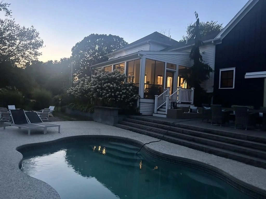 Photo of 229 Spring St