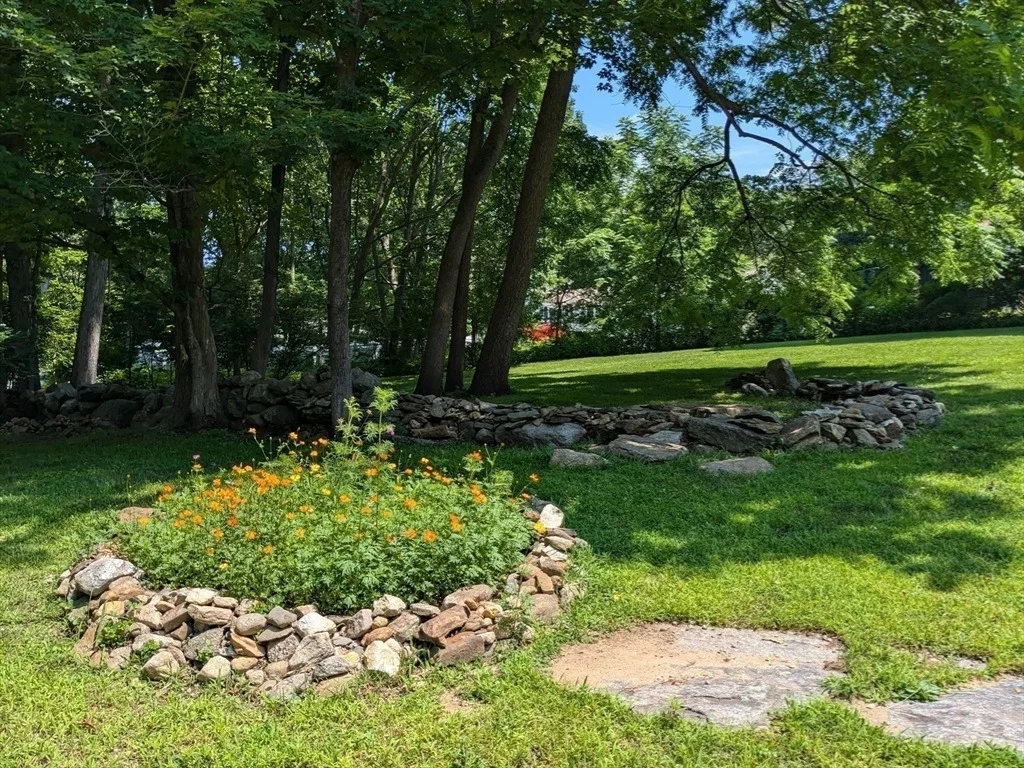 Photo of 11 Whittemore Rd