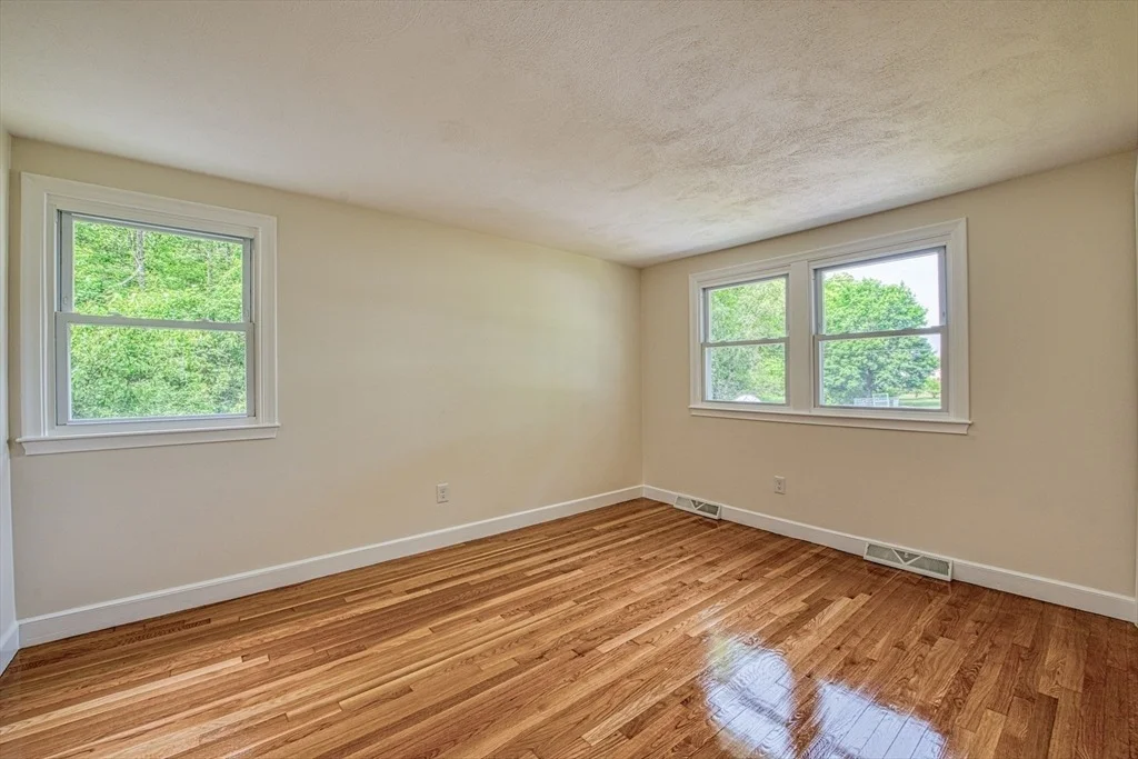 Photo of 143 Ryan Rd