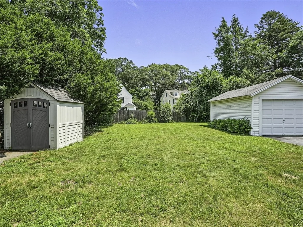 Photo of 15 Robertson Rd