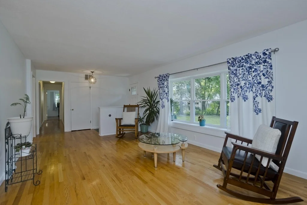 Photo of 271 Brookwood Drive