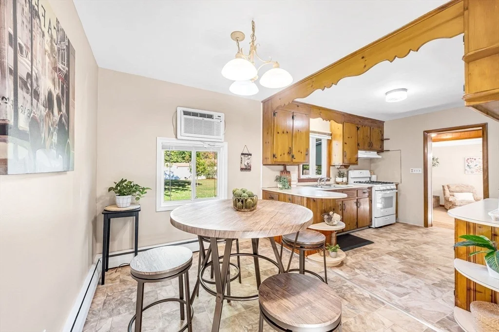 Photo of 260 Hermitage Drive