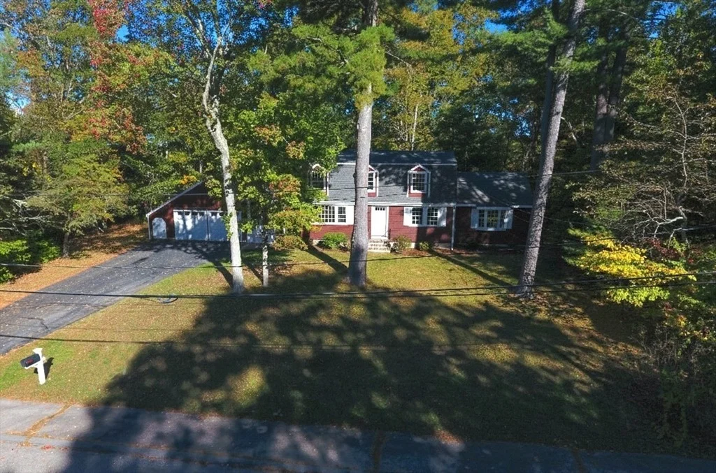 Photo of 2 Beaver Brook Road