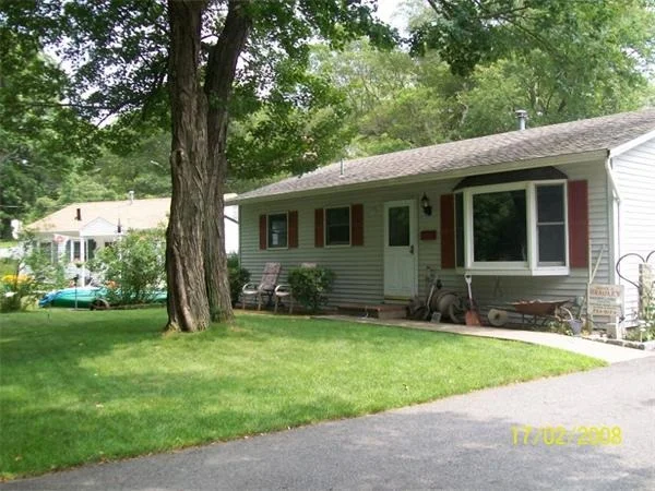 Photo of 40 Maple St